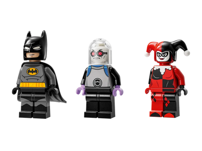 LEGO 76274 - BATMAN WITH THE BATMOBILE VS HARLEY QUINN AND MR FREEZE