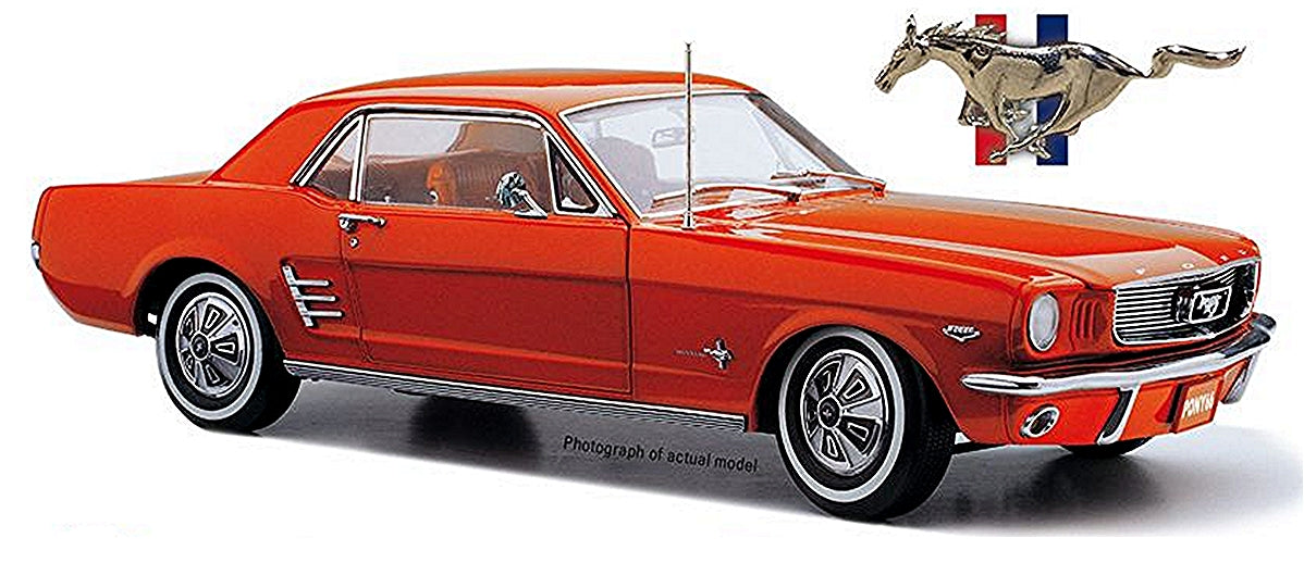 CLASSIC CARLECTABLES 1:18 1966 PONY MUSTANG - SIGNAL FLARE RED